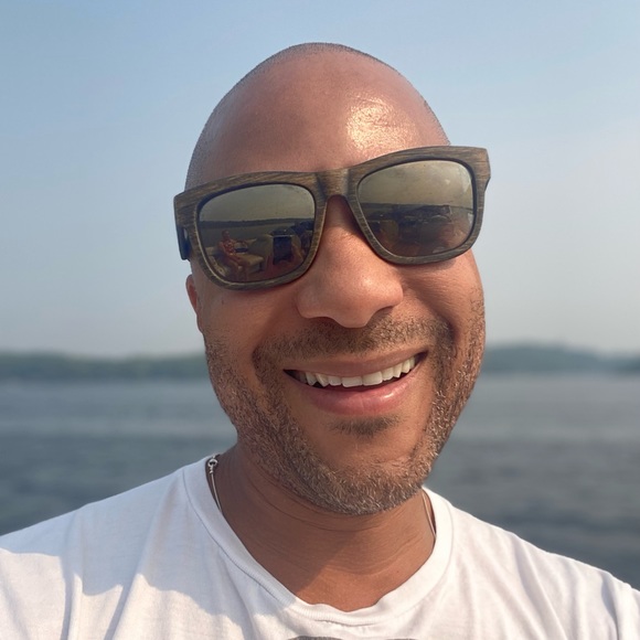 Meet your Posher, Zaylore - Picture 1 of 1